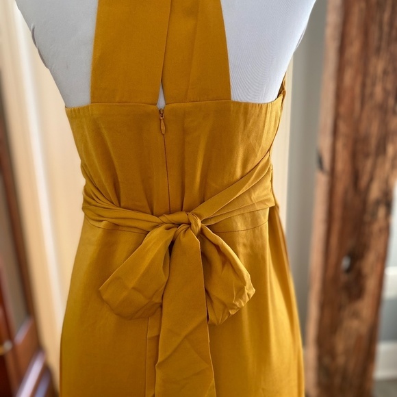 Banana Republic Halter Maxi Dres,  Size 4 - Picture 4 of 15